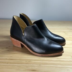 NISOLO Mia Everyday Black Leather Ankle Boots Anthro 7.5 Minimalist Western Boho